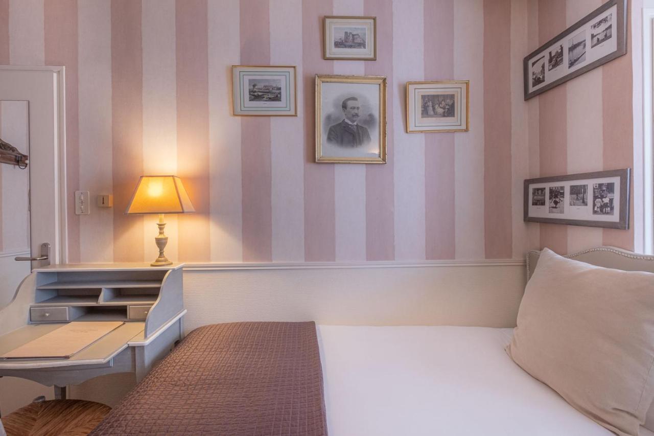 Single Room,1269113485:JPEG